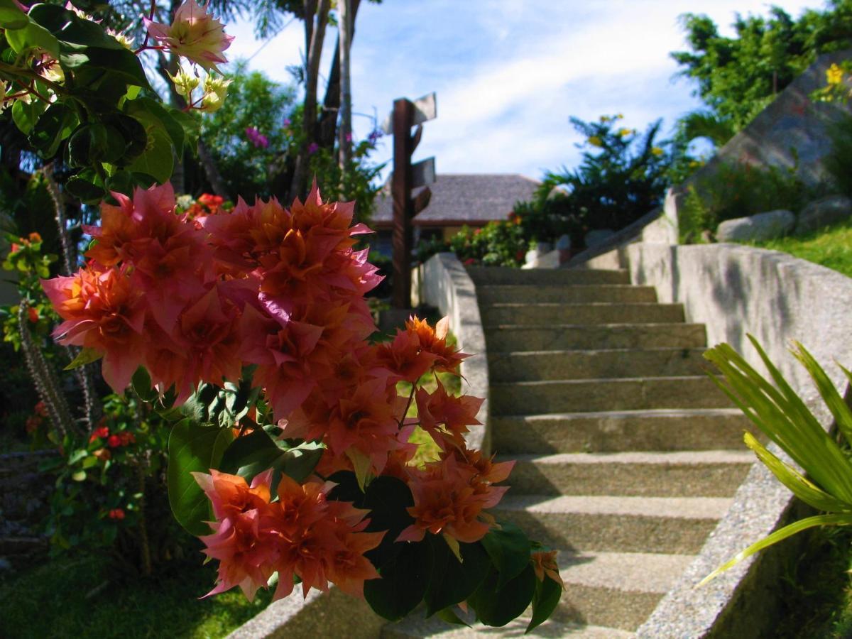 Tribal Hills Mountain Resort Puerto Galera Exterior foto