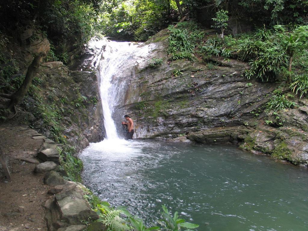 Tribal Hills Mountain Resort Puerto Galera Exterior foto