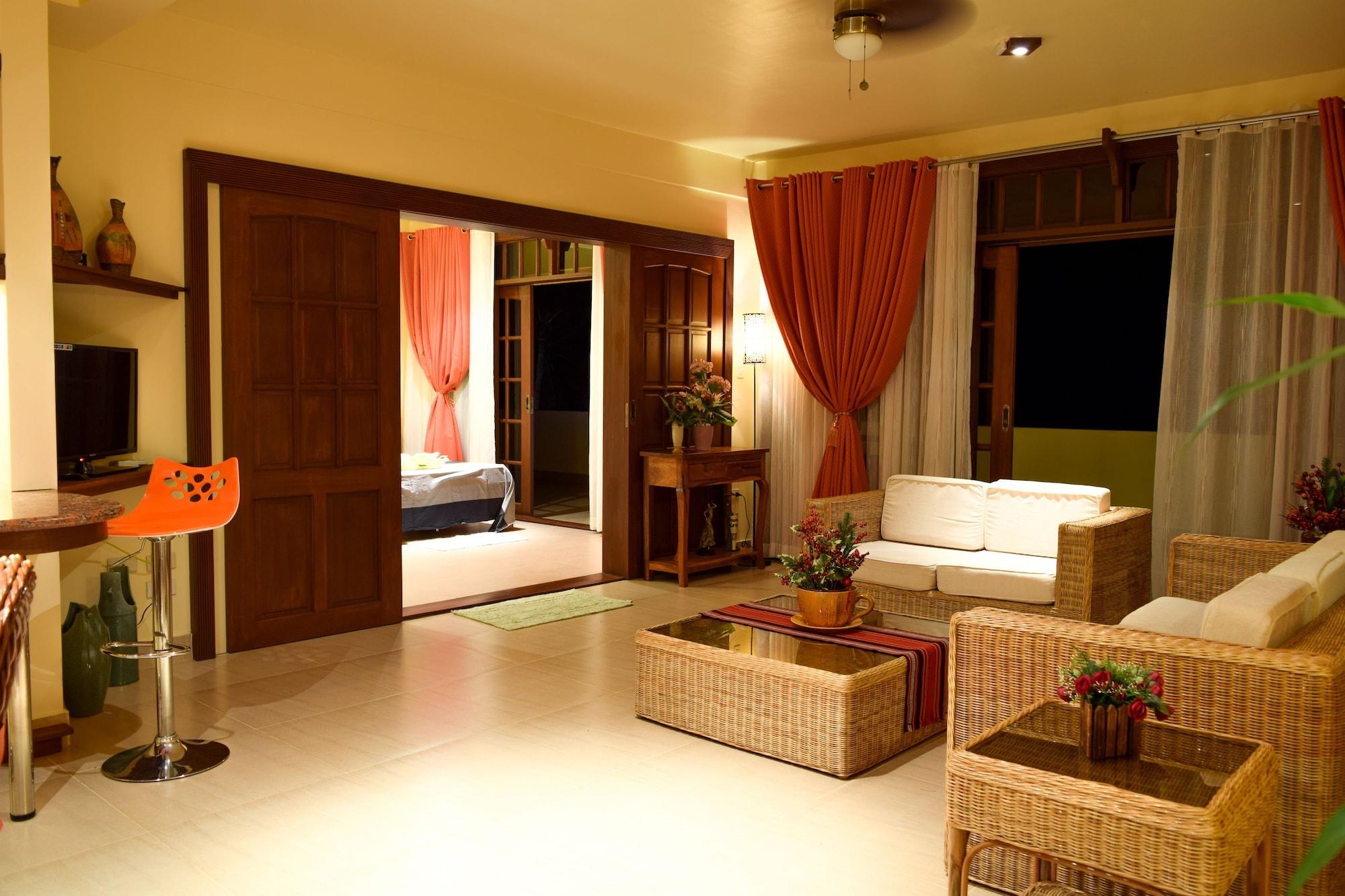 Tribal Hills Mountain Resort Puerto Galera Exterior foto