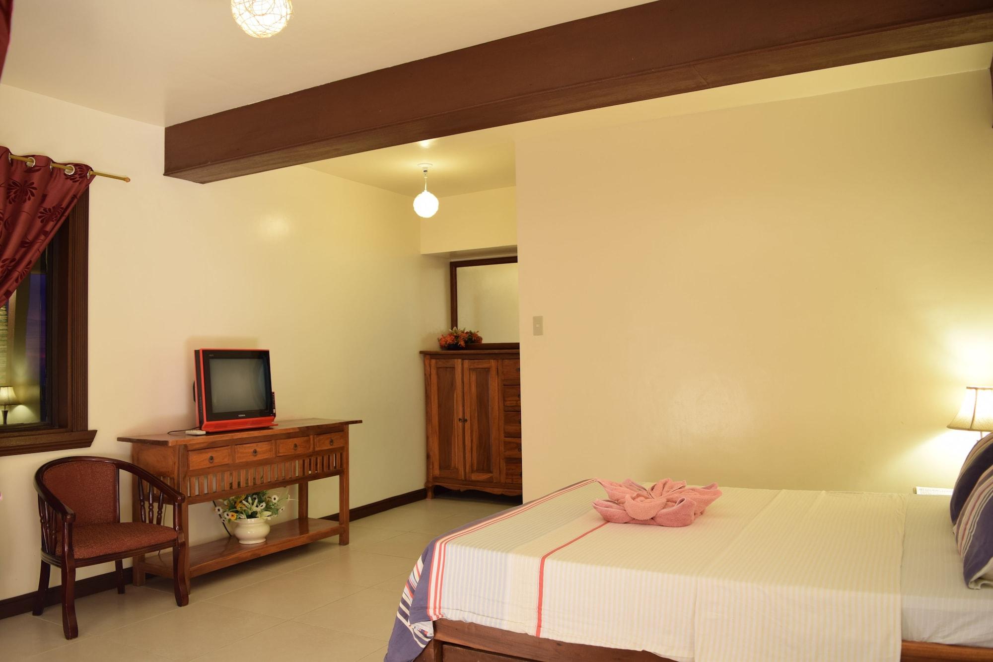 Tribal Hills Mountain Resort Puerto Galera Exterior foto